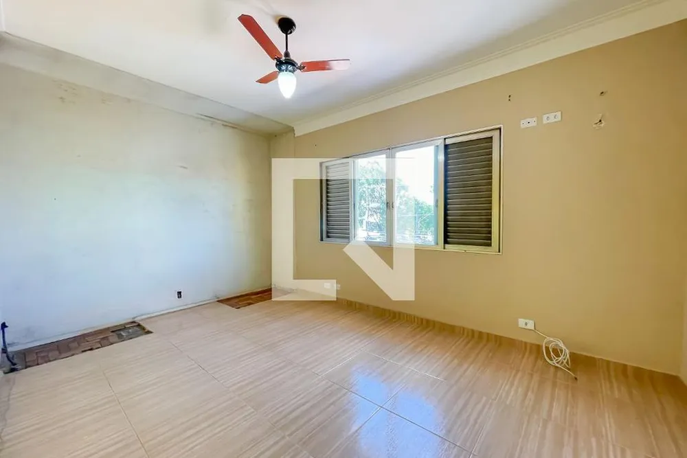 Casa, 3 quartos, 200 m² - Foto 1
