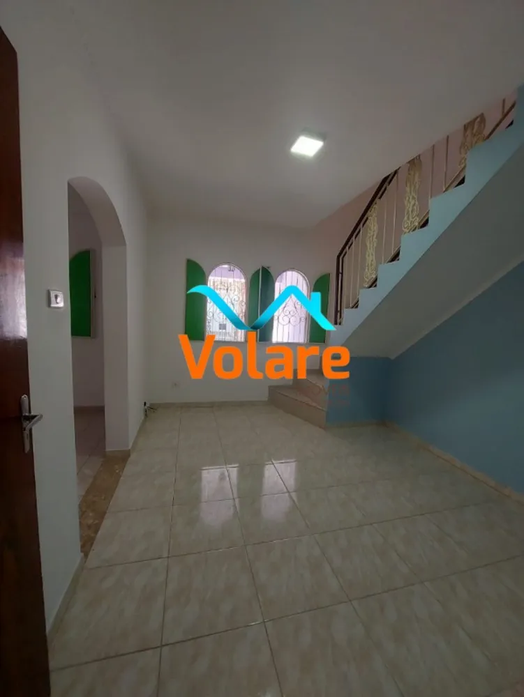 Casa, 4 quartos, 238 m² - Foto 2