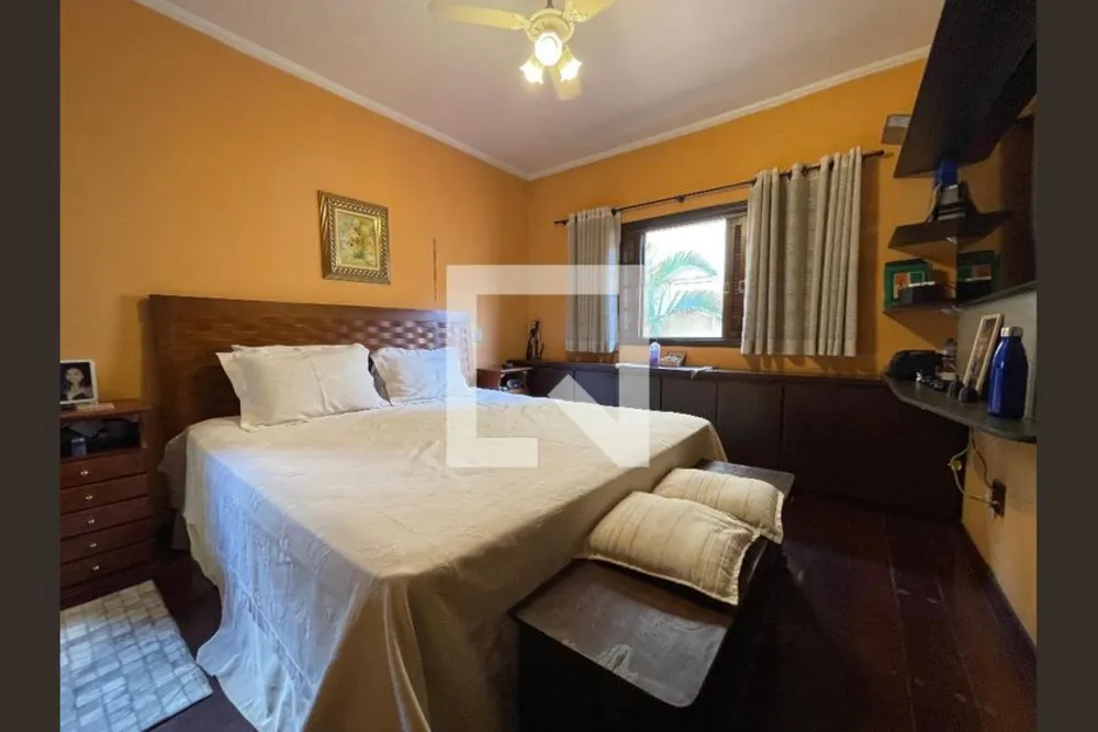Casa, 5 quartos, 230 m² - Foto 2