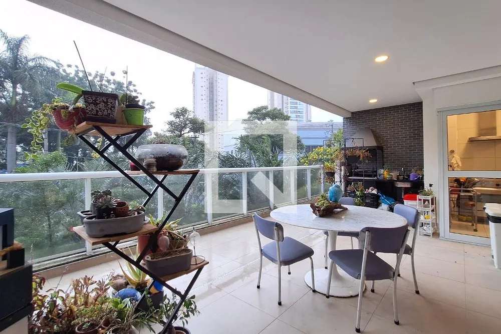 Apartamento, 4 quartos, 252 m² - Foto 1