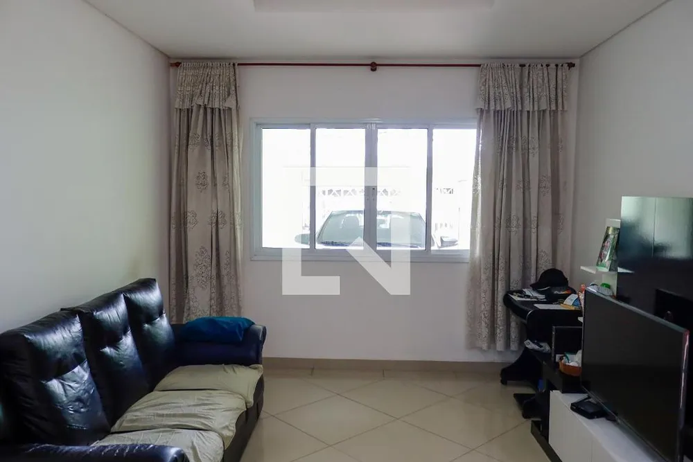 Casa, 4 quartos, 162 m² - Foto 1