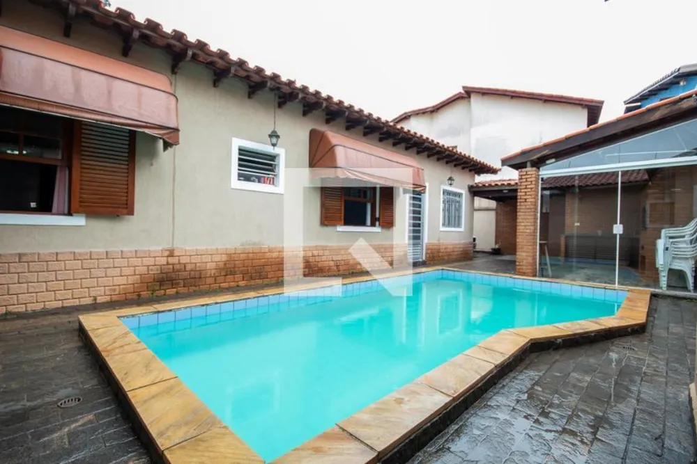 Casa, 3 quartos, 270 m² - Foto 1