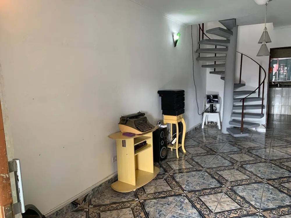Casa, 3 quartos, 220 m² - Foto 1