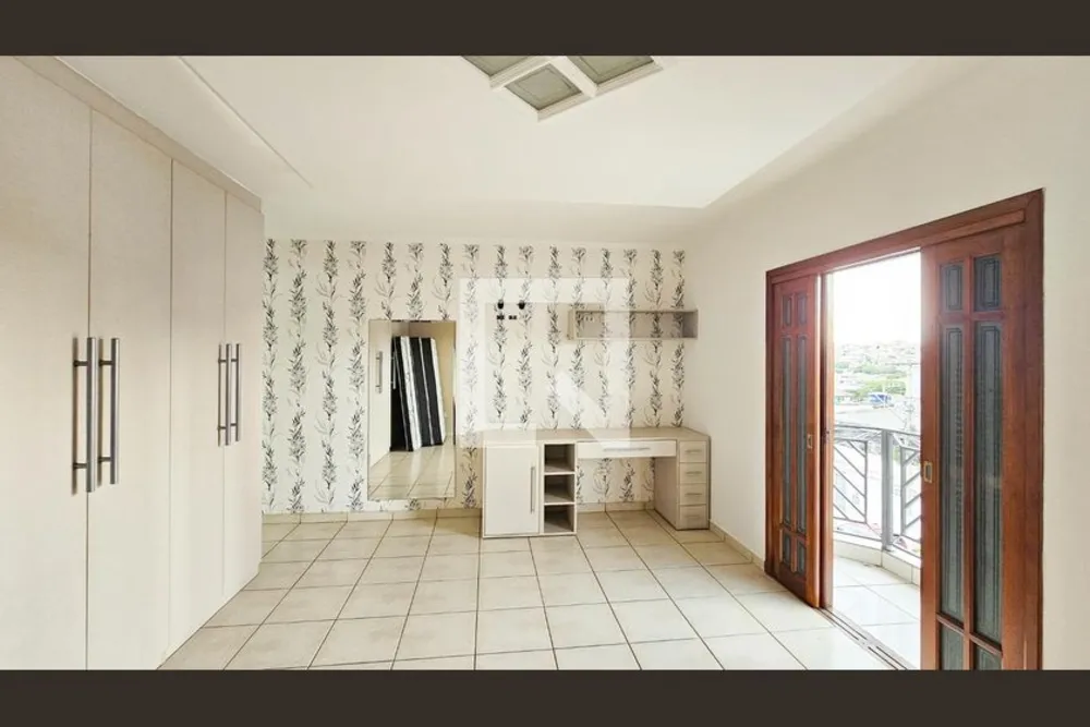Casa, 3 quartos, 181 m² - Foto 4