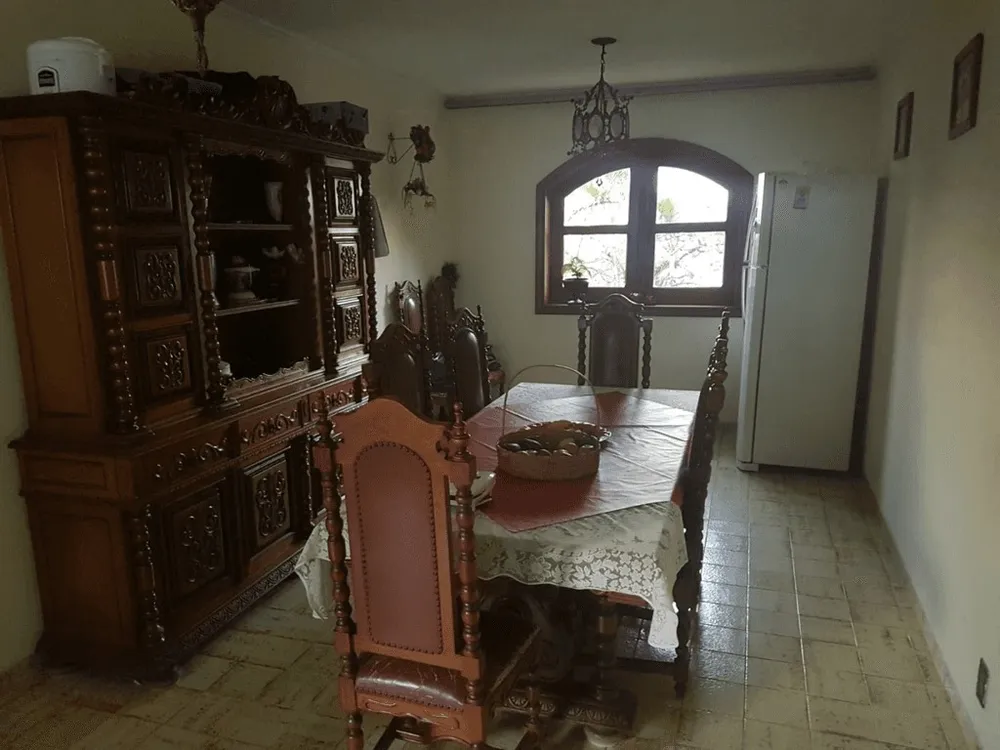Casa, 4 quartos, 335 m² - Foto 1