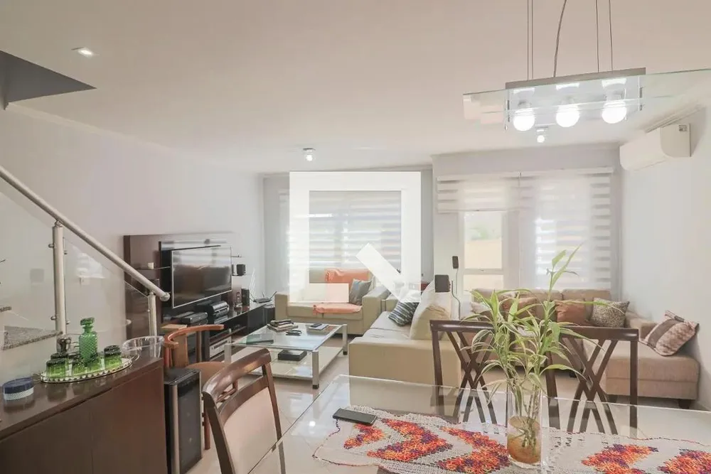 Casa, 3 quartos, 210 m² - Foto 1