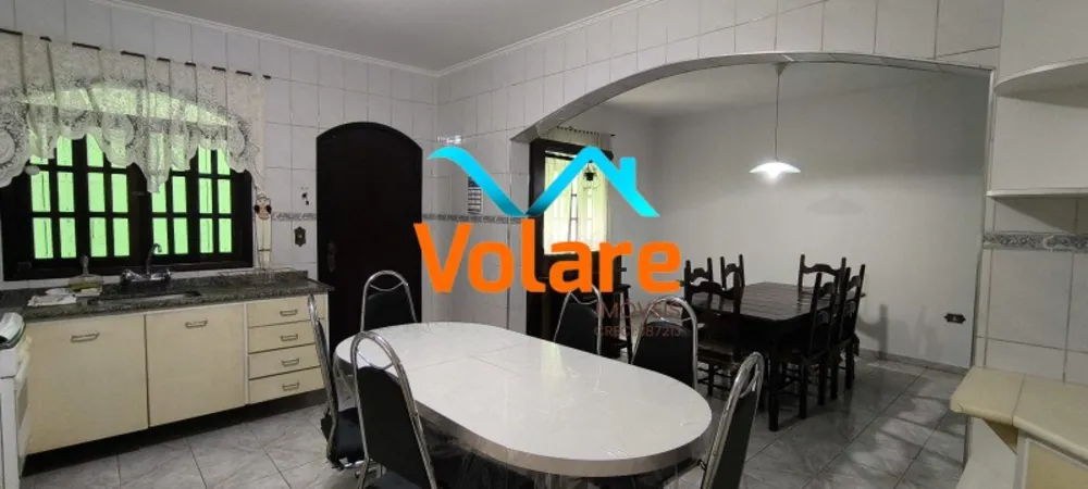 Casa, 3 quartos, 241 m² - Foto 1
