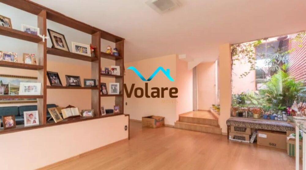 Casa, 6 quartos, 250 m² - Foto 1
