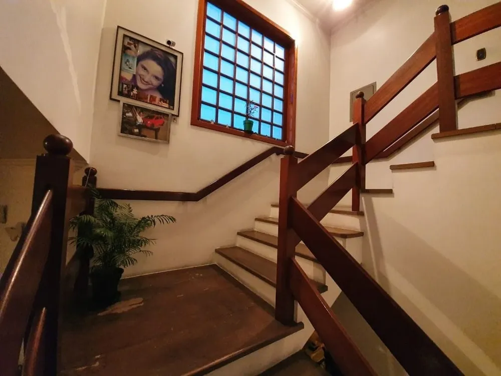 Casa, 3 quartos, 247 m² - Foto 1