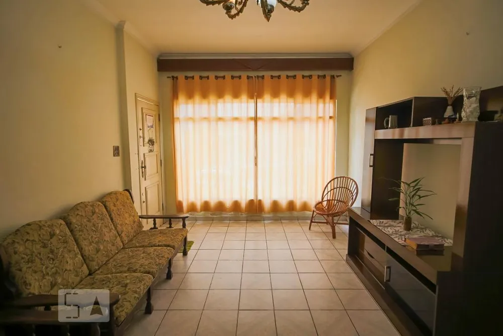 Casa, 4 quartos, 250 m² - Foto 1