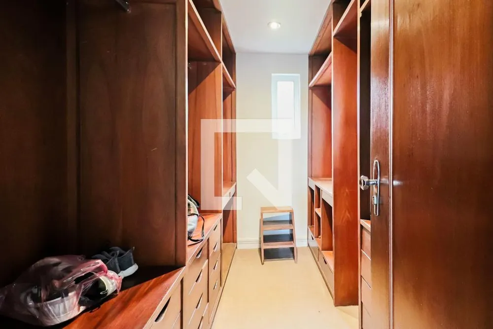 Casa, 5 quartos, 230 m² - Foto 3