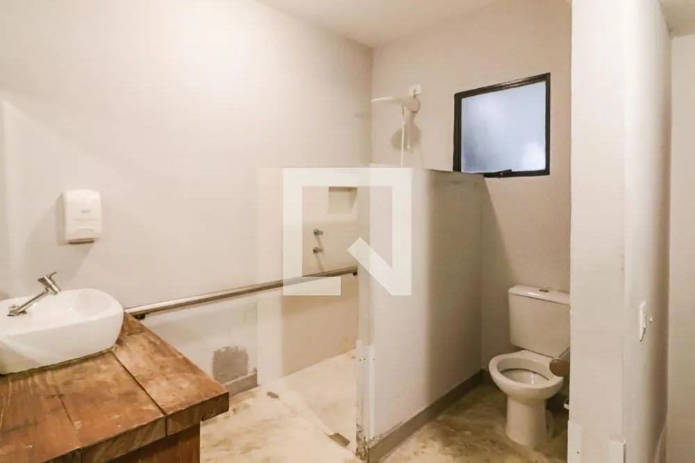 Casa, 5 quartos, 230 m² - Foto 1