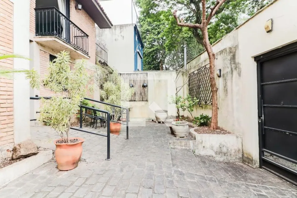 Casa, 5 quartos, 230 m² - Foto 4
