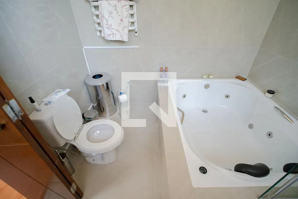 Casa, 6 quartos, 670 m² - Foto 1