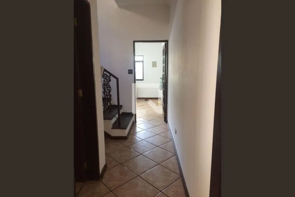 Casa, 3 quartos, 240 m² - Foto 1