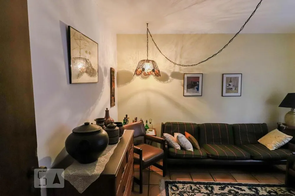 Casa, 3 quartos, 380 m² - Foto 1