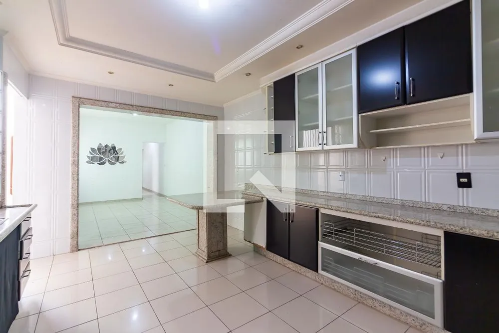 Casa, 4 quartos, 250 m² - Foto 8
