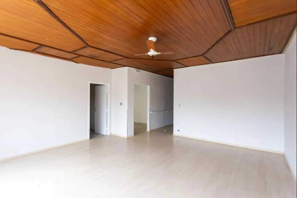 Casa, 4 quartos, 210 m² - Foto 1