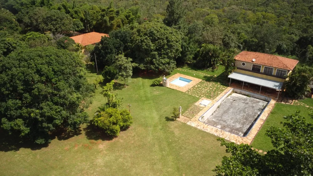 Chácara à venda com 4 quartos, 10000m² - Foto 2