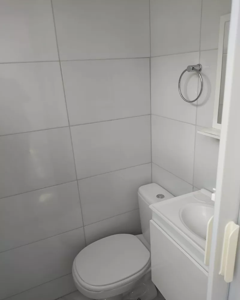 Apartamento à venda com 3 quartos, 65m² - Foto 4