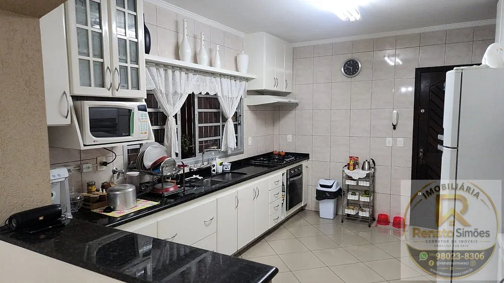 Sobrado, 3 quartos, 286 m² - Foto 2