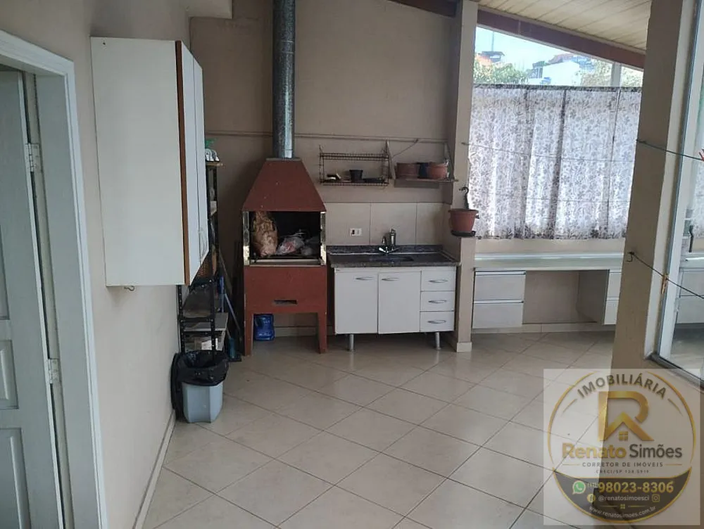 Casa, 3 quartos, 245 m² - Foto 4