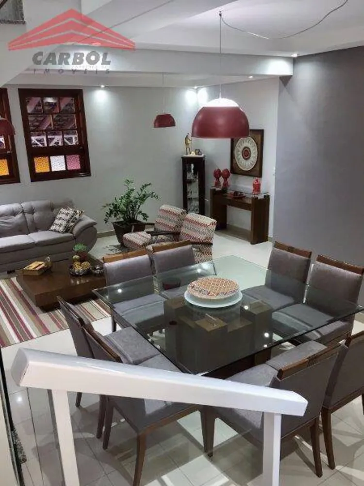 Casa, 4 quartos, 157 m² - Foto 1