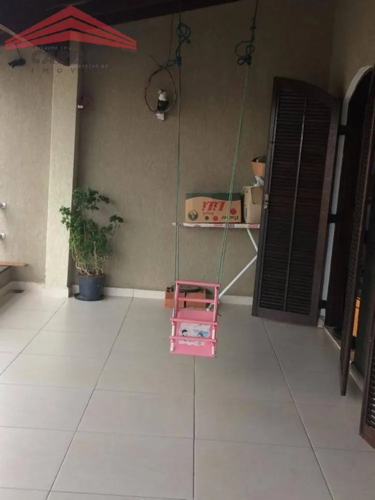 Casa, 4 quartos, 245 m² - Foto 11