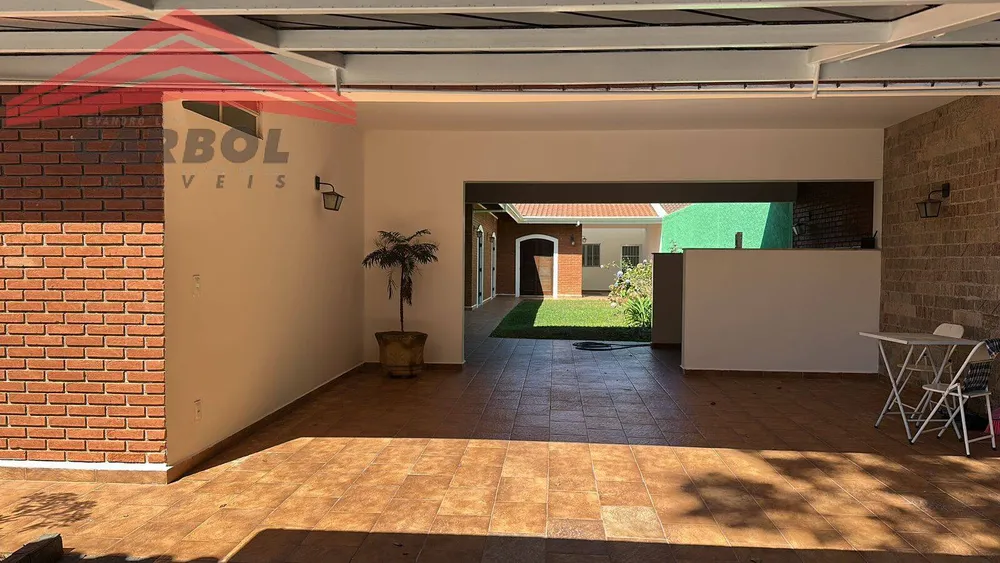 Casa, 3 quartos, 290 m² - Foto 2