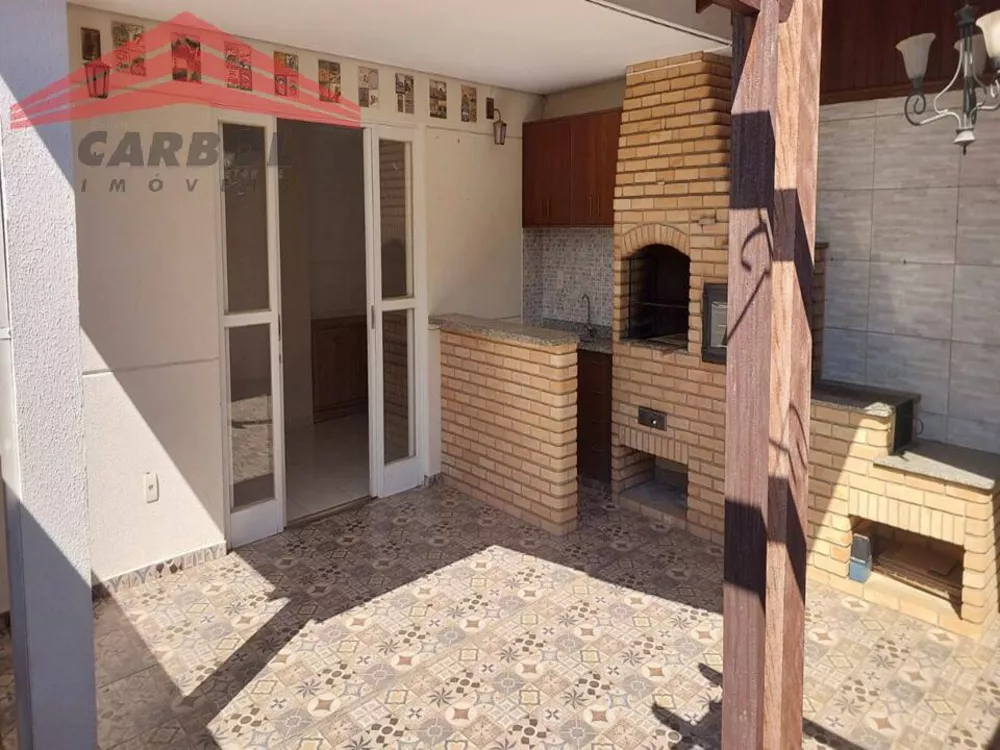 Casa de Condomínio à venda com 3 quartos, 111m² - Foto 1