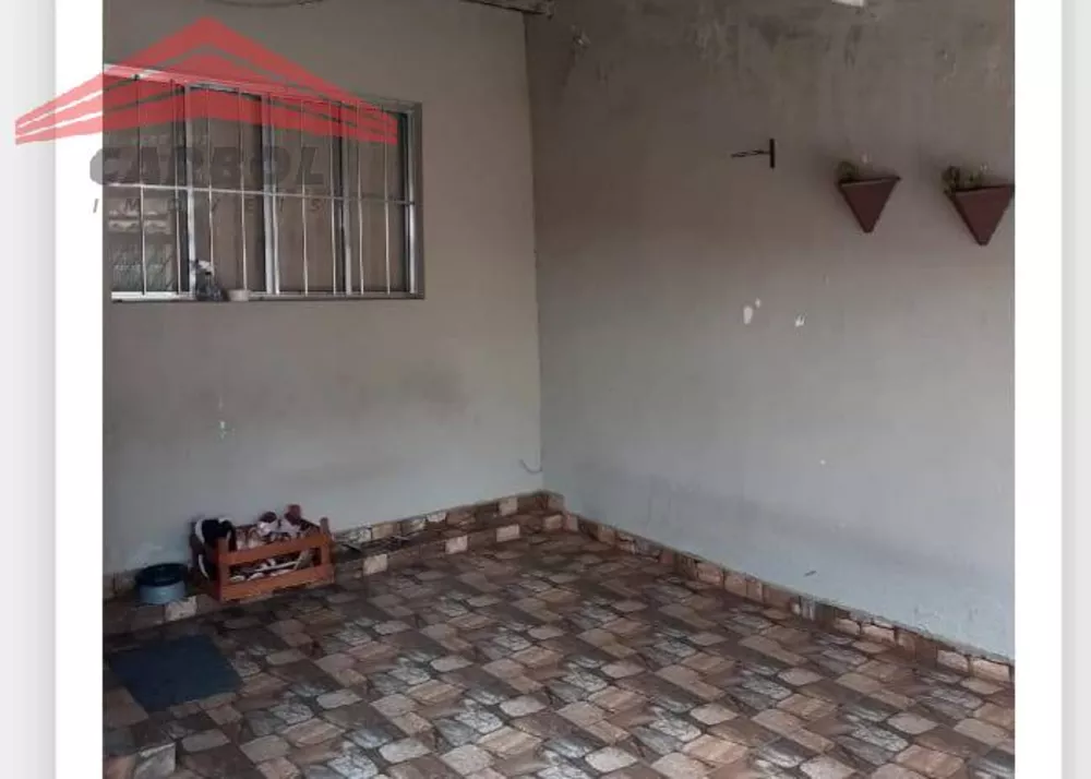 Casa à venda com 3 quartos, 124m² - Foto 2