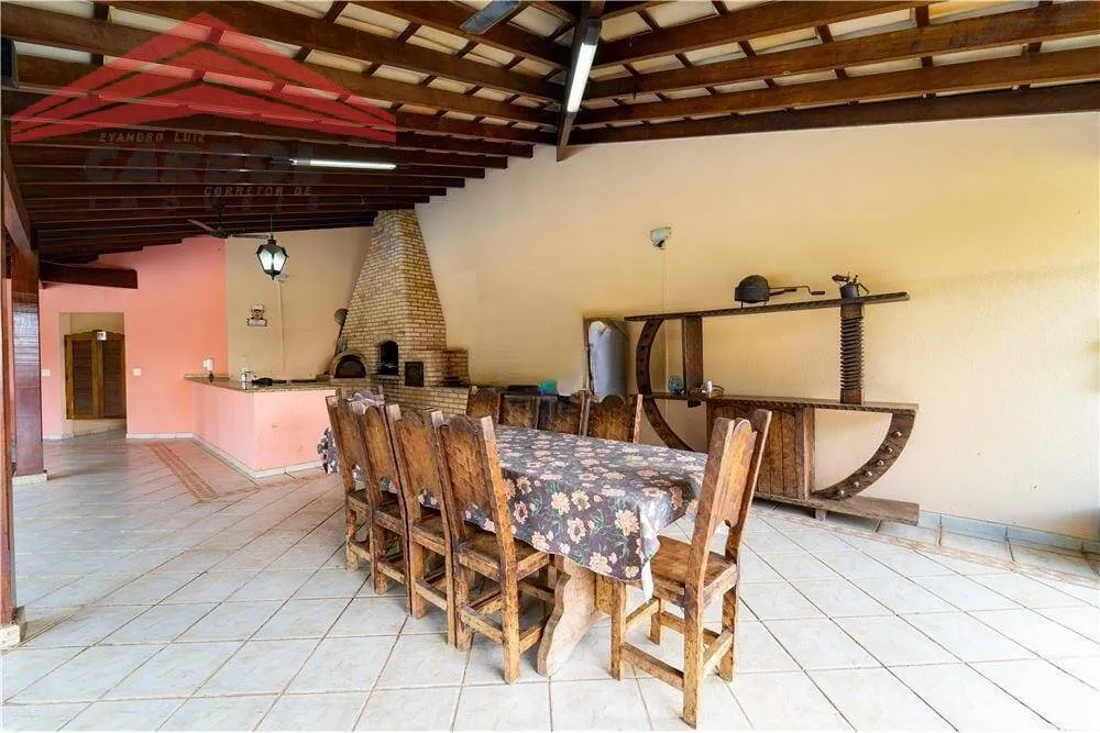 Chácara, 3 quartos, 2200 m² - Foto 4