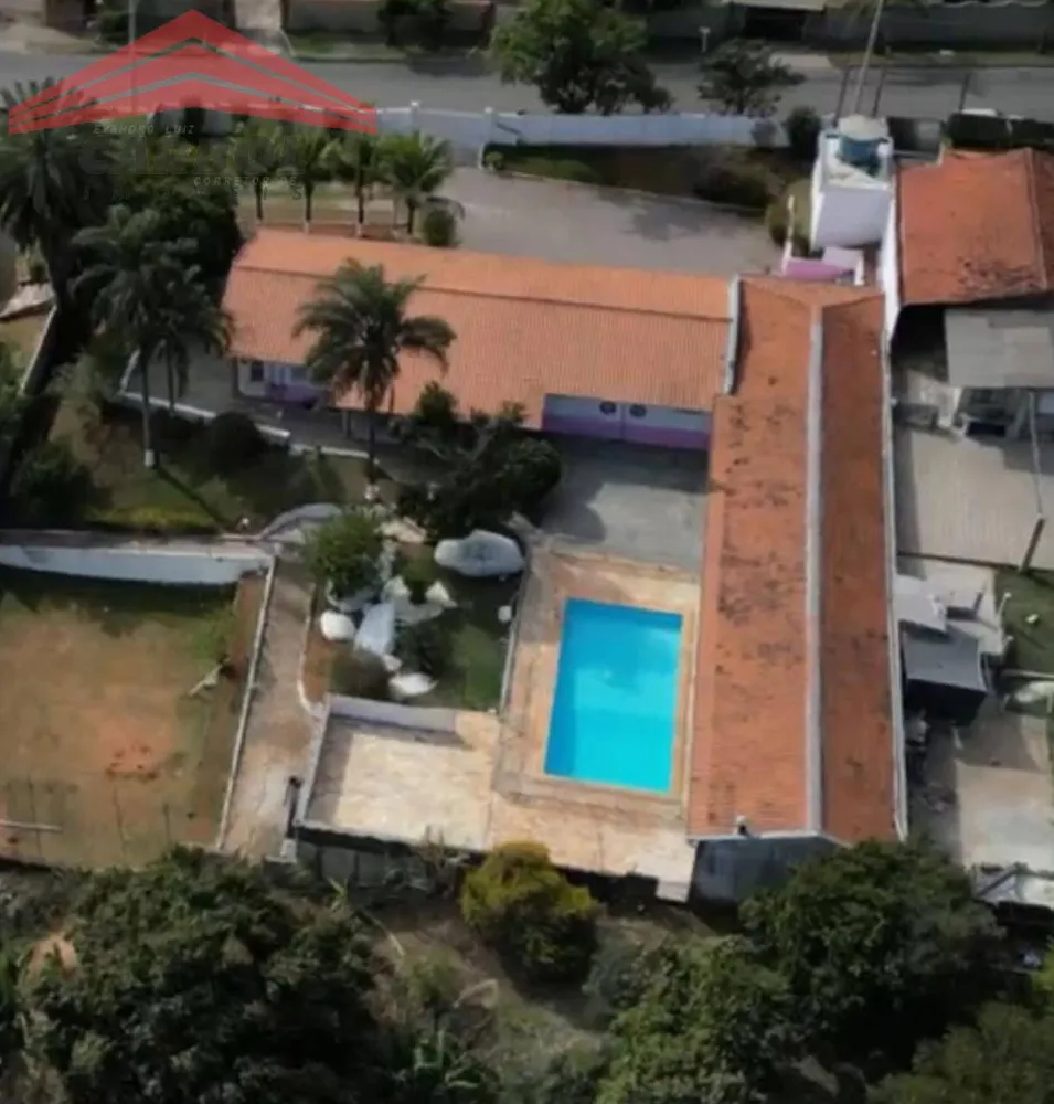 Chácara, 4 quartos, 2000 m² - Foto 1