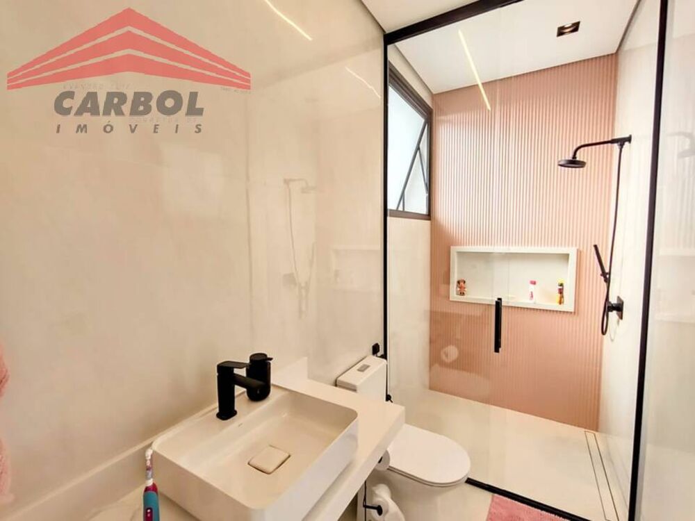Casa de Condomínio à venda com 3 quartos, 454m² - Foto 1