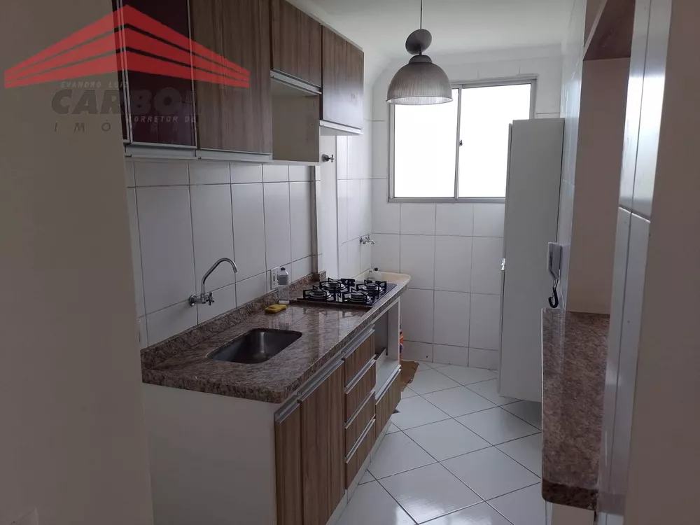 Apartamento para alugar com 3 quartos, 70m² - Foto 4