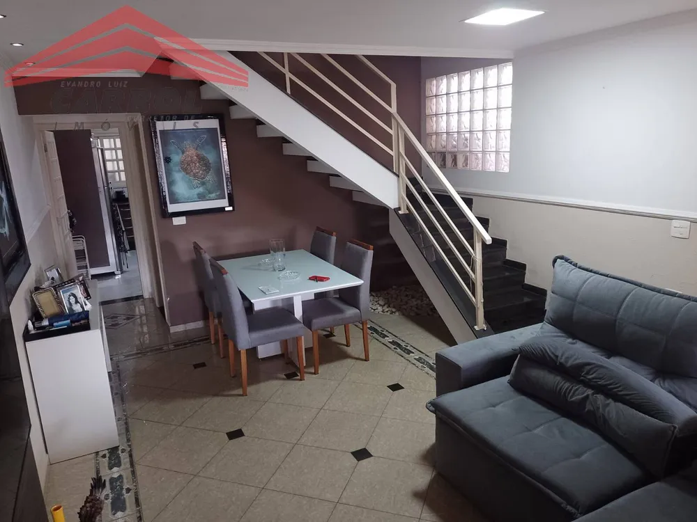 Casa, 3 quartos, 245 m² - Foto 1