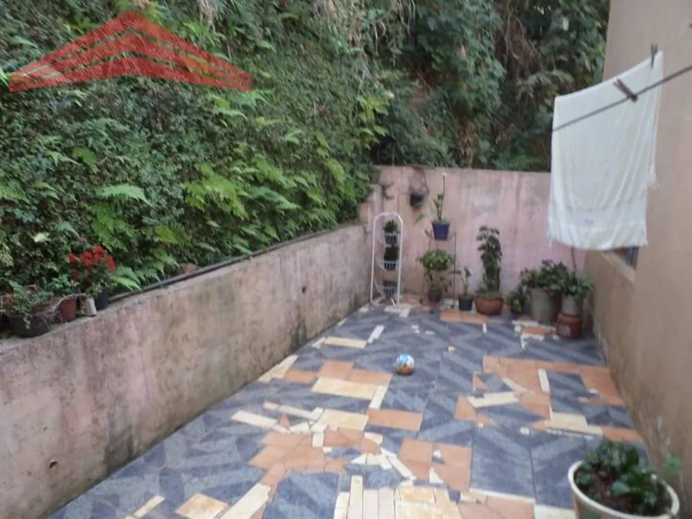 Casa, 4 quartos, 180 m² - Foto 1