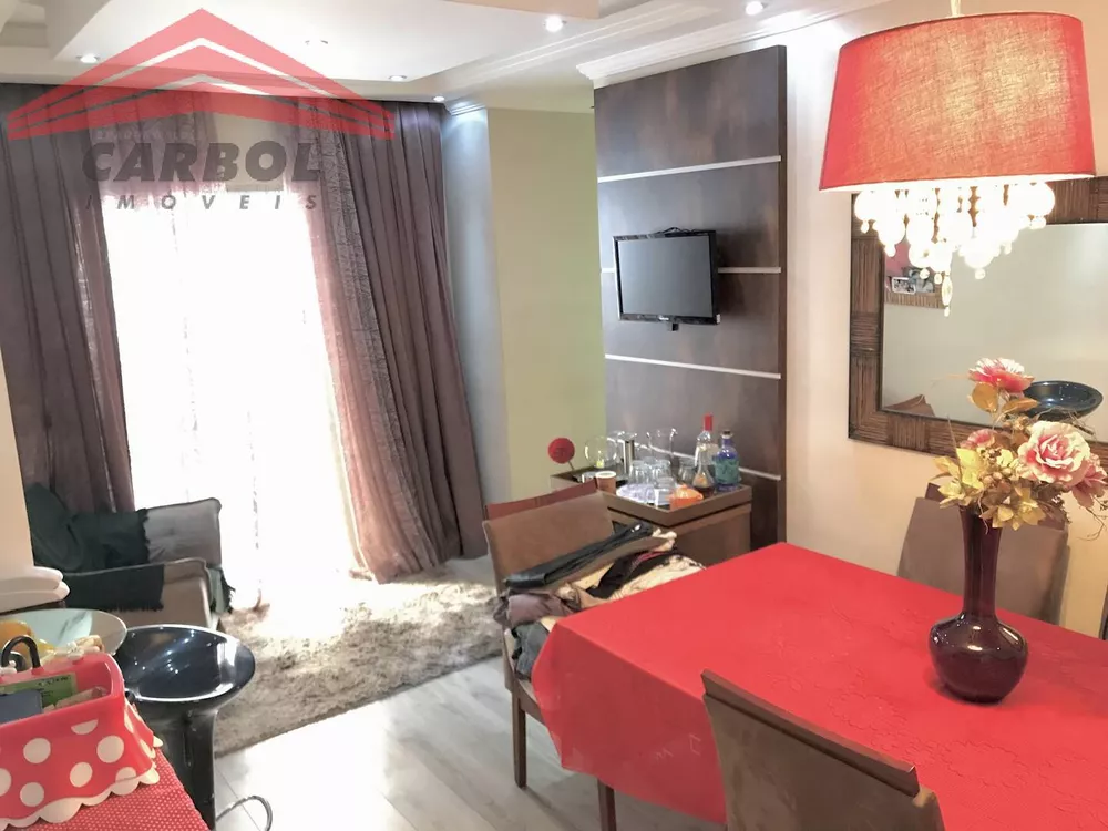 Apartamento à venda com 2 quartos, 61m² - Foto 1