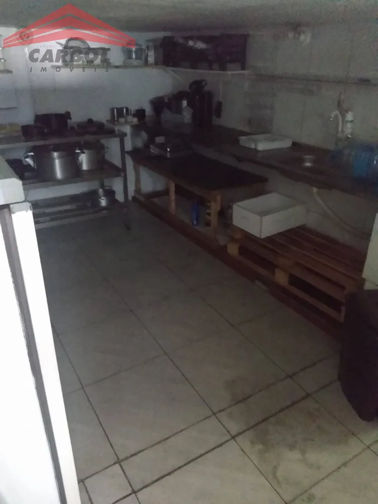 Casa, 3 quartos, 194 m² - Foto 2