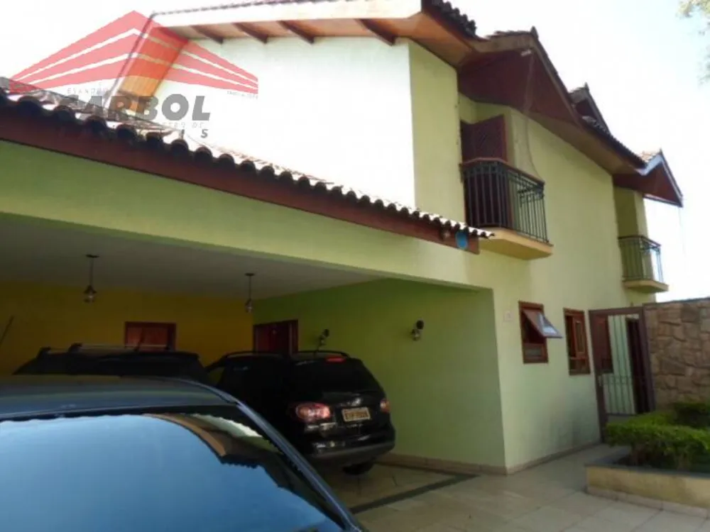 Casa, 3 quartos, 370 m² - Foto 1