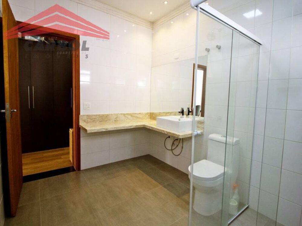 Casa de Condomínio à venda com 4 quartos, 361m² - Foto 7