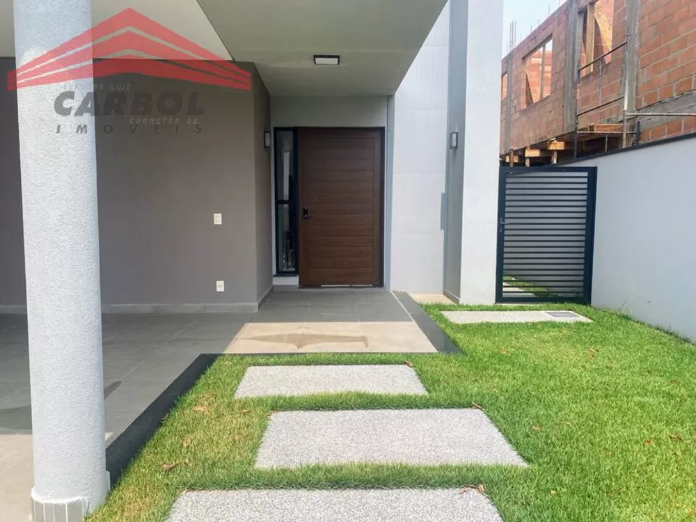 Casa de Condomínio à venda com 4 quartos, 235m² - Foto 3