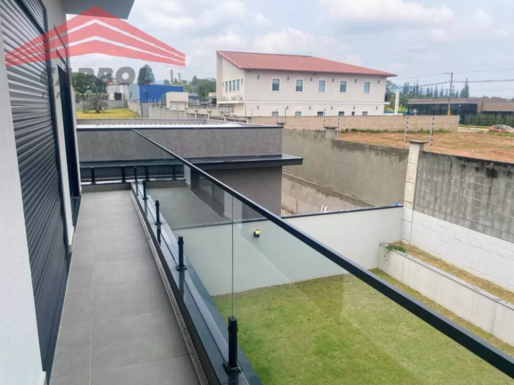 Casa de Condomínio à venda com 4 quartos, 235m² - Foto 4