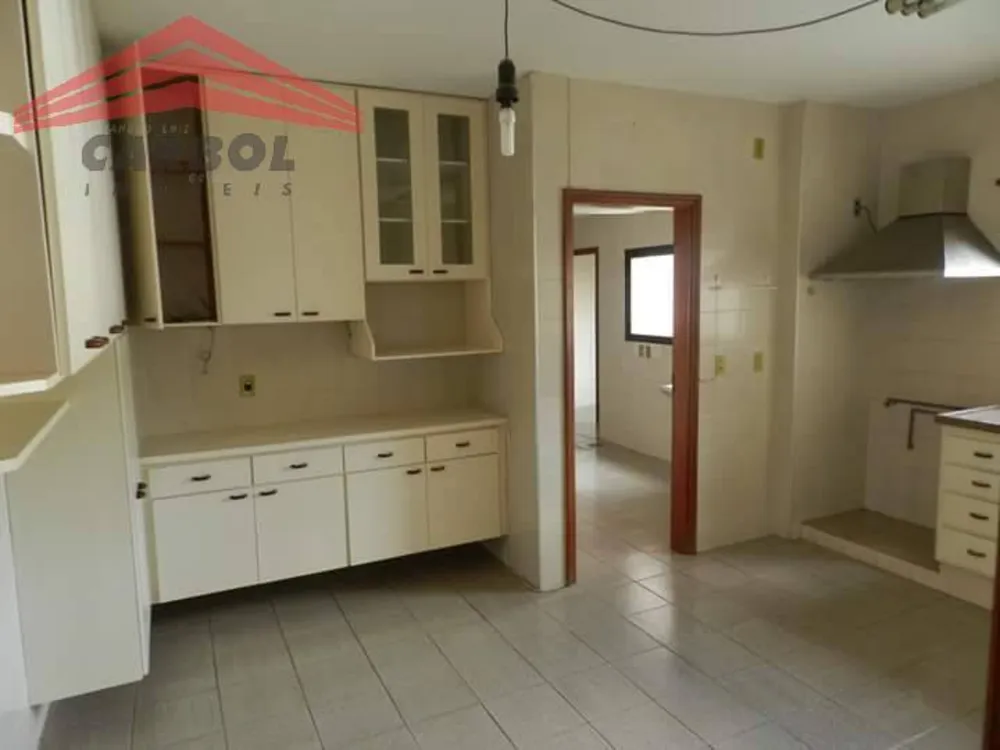 Apartamento, 3 quartos, 216 m² - Foto 11