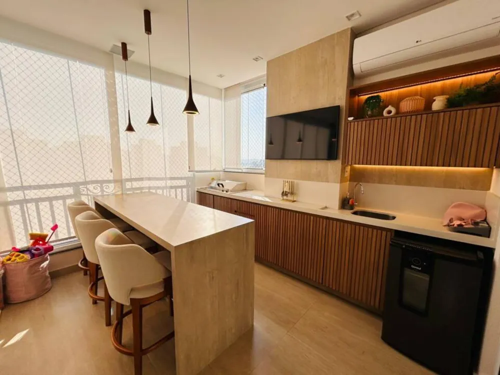 Apartamento, 3 quartos, 130 m² - Foto 2
