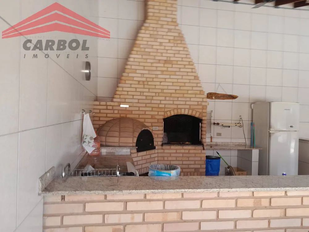 Chácara, 3 quartos, 1076 m² - Foto 1