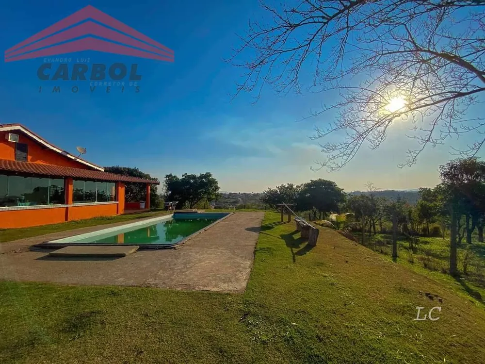 Chácara, 3 quartos, 3580 m² - Foto 1
