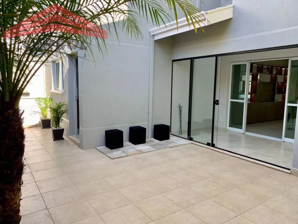 Casa de Condomínio à venda com 3 quartos, 234m² - Foto 3