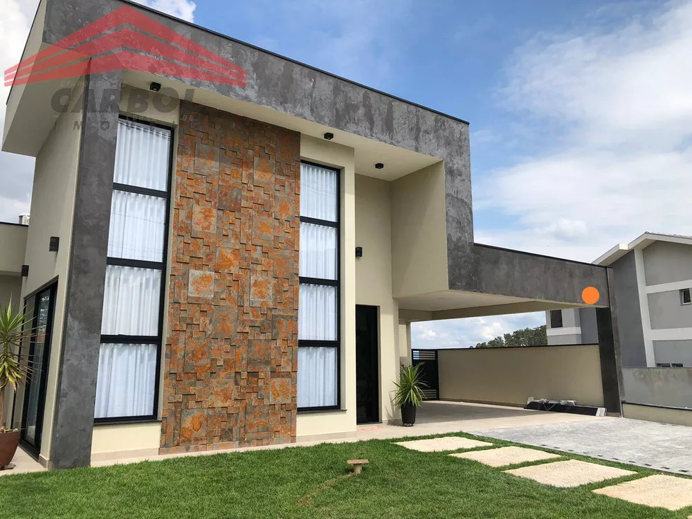 Casa de Condomínio à venda com 3 quartos, 220m² - Foto 1