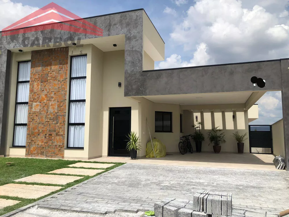 Casa de Condomínio à venda com 3 quartos, 220m² - Foto 2